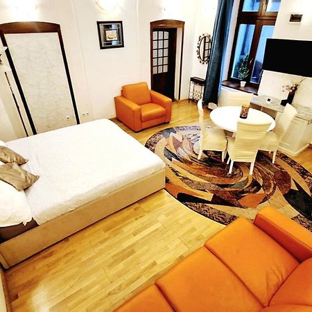 Ada Old Town Apartments 3 布拉索夫 外观 照片